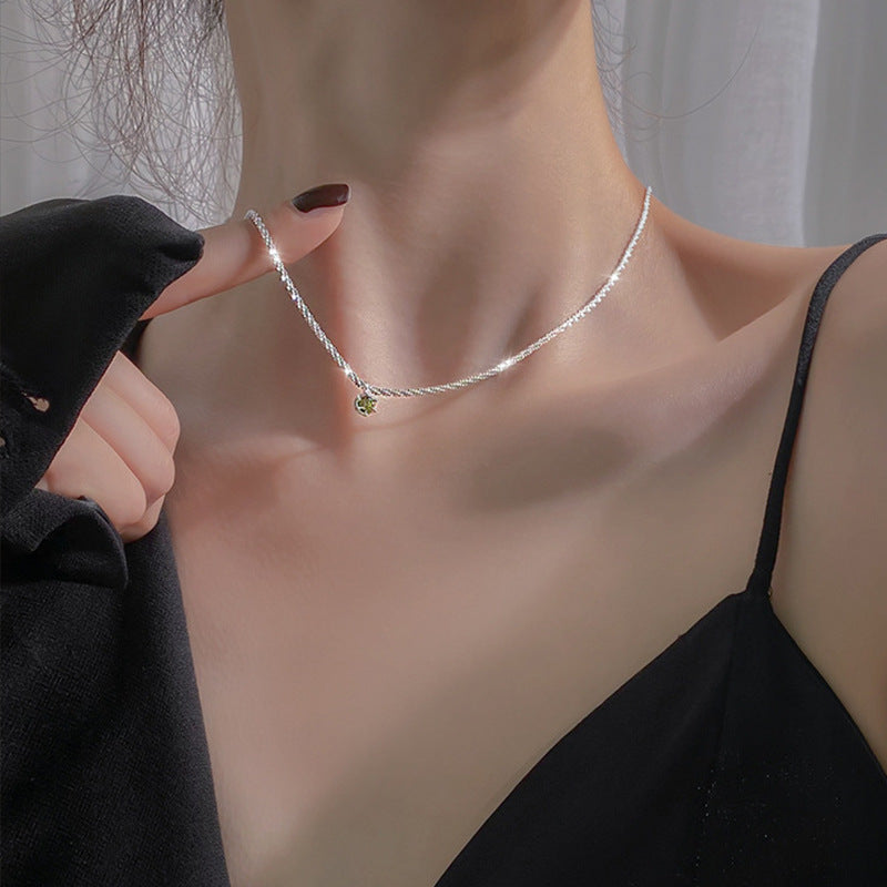 Macro photography of necklace highlighting fine detail and polished finish quality